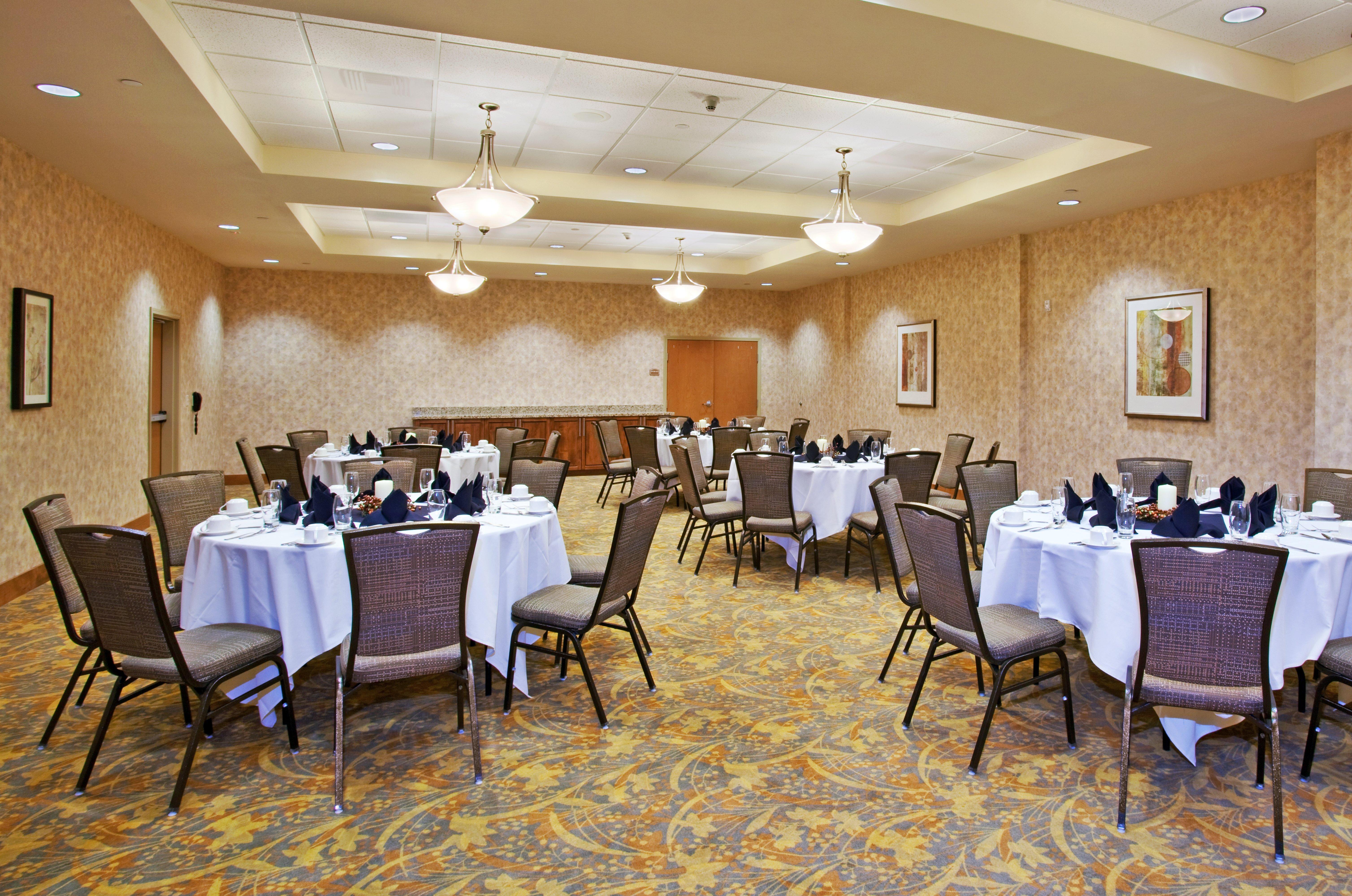 Holiday Inn Laramie By Ihg Exterior photo